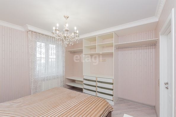 
   Продам 2-комнатную, 65 м², Коммунаров ул, 270

. Фото 14.