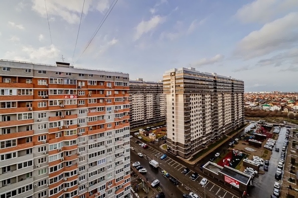 
   Продам 2-комнатную, 58.4 м², Евгении Жигуленко ул, 9

. Фото 9.