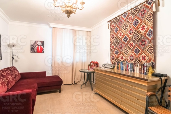 
   Продам 3-комнатную, 130 м², Сухумское шоссе ул, 13/8

. Фото 4.