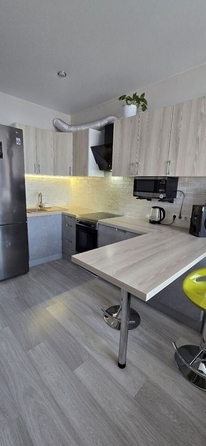 
   Продам 1-комнатную, 42 м², Толстого ул, 130к3

. Фото 3.