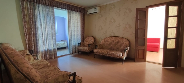 
   Продам 4-комнатную, 93 м², Ленина ул, 143

. Фото 10.