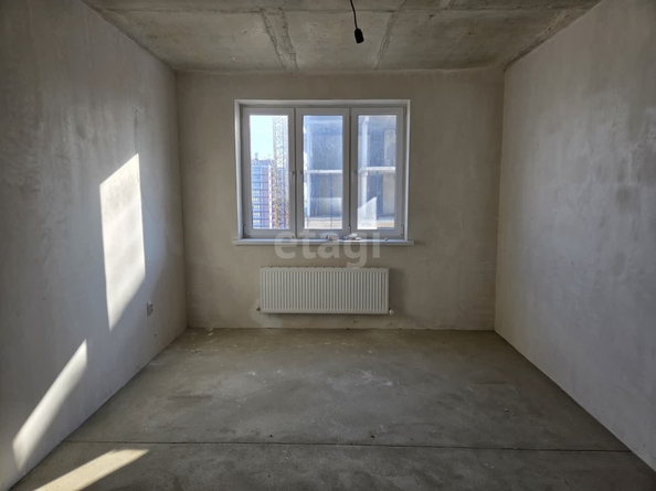 
   Продам 2-комнатную, 58.6 м², Героя Владислава Посадского ул, 16/1

. Фото 4.