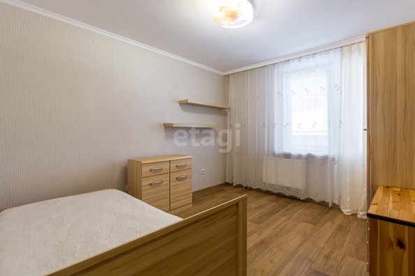 
   Продам 2-комнатную, 63 м², Героев-Разведчиков ул, 40

. Фото 16.