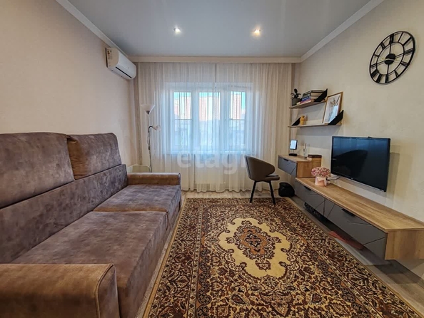 
   Продам 1-комнатную, 40 м², Героя Георгия Бочарникова ул, 8

. Фото 1.