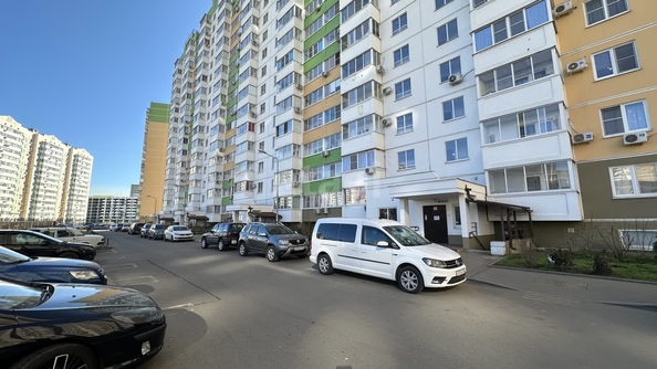 
   Продам 3-комнатную, 83.8 м², Валерия Гассия ул, 7

. Фото 22.