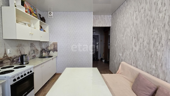 
   Продам 1-комнатную, 33.4 м², Героя Яцкова И.В. ул, 9/3

. Фото 3.