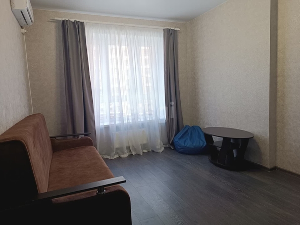 
   Продам 2-комнатную, 50.4 м², Григория Булгакова ул, 12/1

. Фото 3.