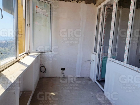 
  Продается 2-комн. квартира, 70.4 м², Виноградная ул, д. 19
. Фото 5.