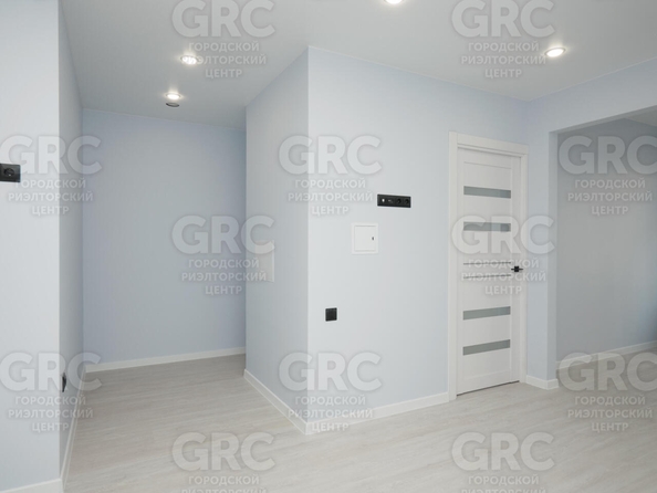 
  Продается 2-комн. квартира, 56 м², Ленина ул, д. 286к2
. Фото 7.