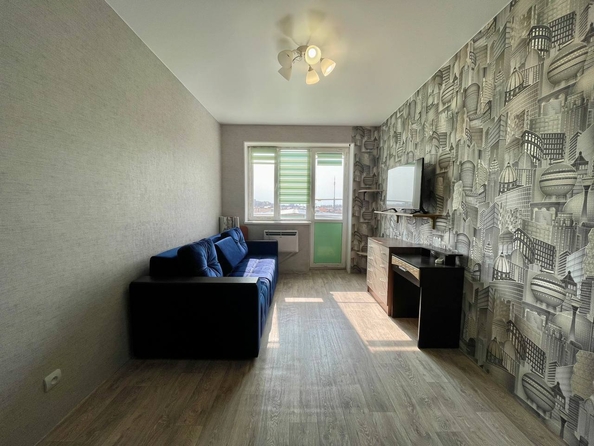 
  Продается 1-комн. квартира, 35 м², Солнечная ул, д. 38к1
. Фото 3.