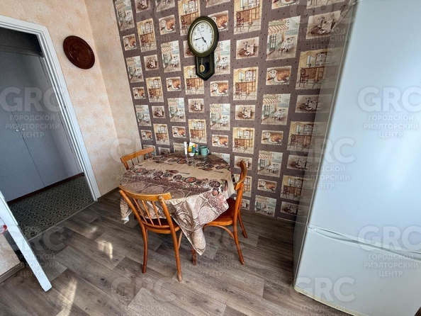 
   Продам 2-комнатную, 56.5 м², Молокова ул, 24

. Фото 3.