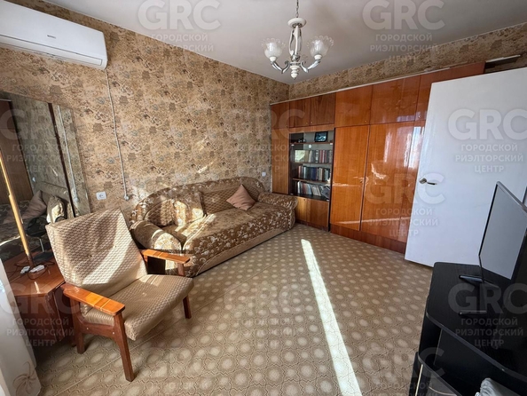 
   Продам 2-комнатную, 56.5 м², Молокова ул, 24

. Фото 8.