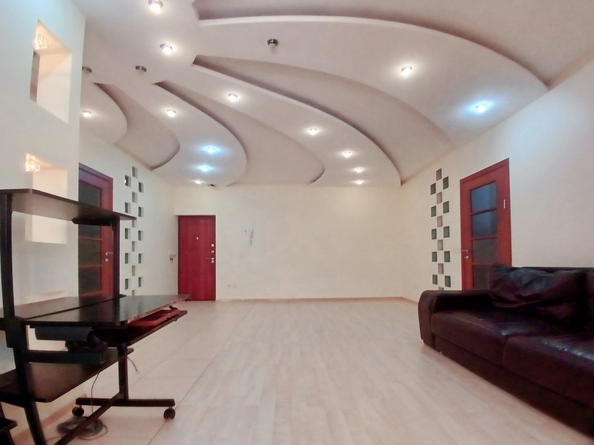 
  Продается 2-комн. квартира, 59 м², Лермонтова ул, д. 120
. Фото 3.