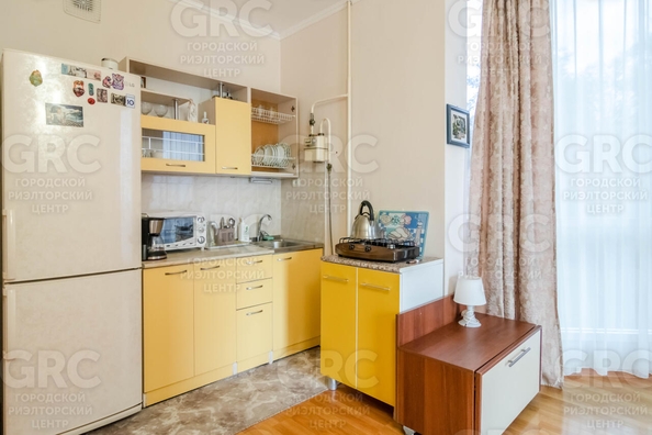 
   Продам 1-комнатную, 35 м², Виноградная ул, 224/1

. Фото 3.