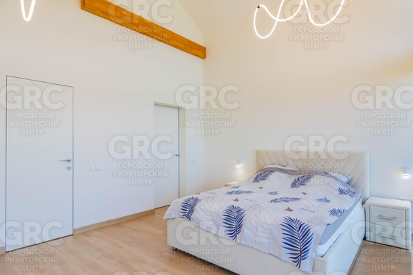 
   Продам коттедж, 280 м², Сочи

. Фото 34.