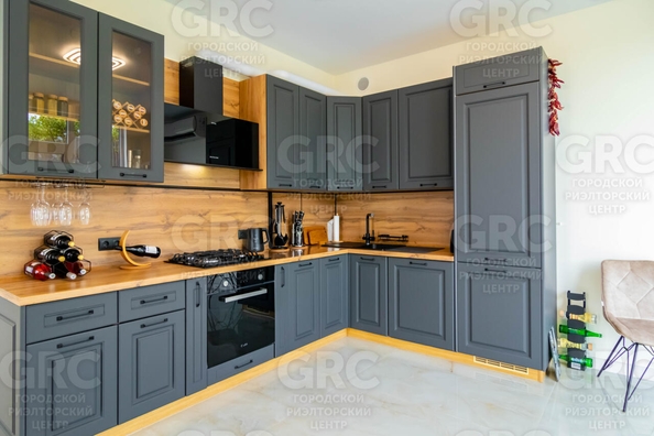 
   Продам дом, 200 м², Сочи

. Фото 14.