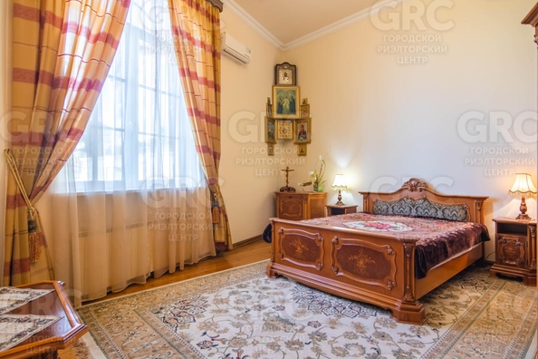 
   Продам дом, 400 м², Сочи

. Фото 18.