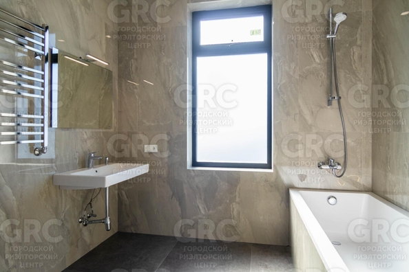 
   Продам коттедж, 185 м², Сочи

. Фото 17.