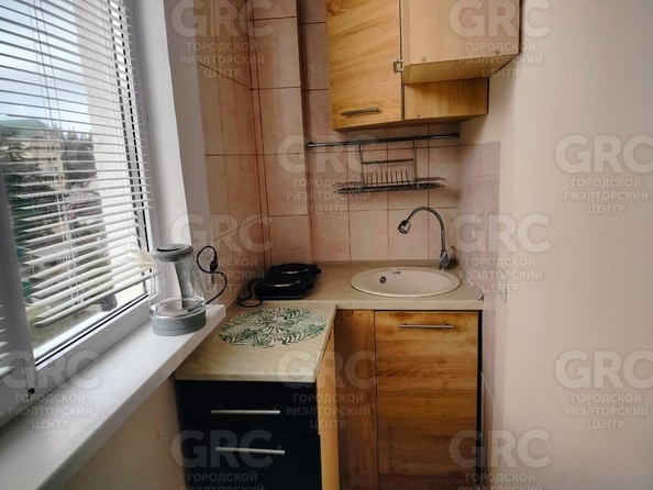 
   Продам 1-комнатную, 35 м², Виноградная ул, 76

. Фото 1.