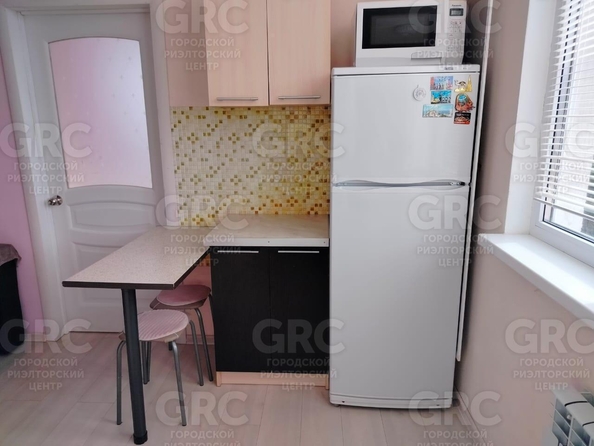 
   Продам 1-комнатную, 35 м², Виноградная ул, 76

. Фото 4.