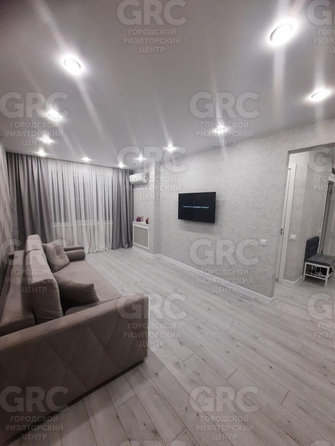 
   Продам 2-комнатную, 54 м², Виноградная ул, 152

. Фото 8.
