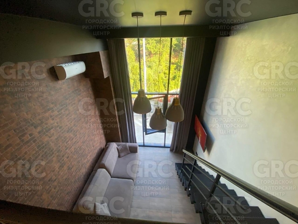 
   Продам 1-комнатный апартамент, 28 м², Виноградная ул, 207

. Фото 3.