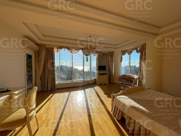 
   Продам 6-комнатную, 376 м², Курортный пр-кт, 94/27

. Фото 12.