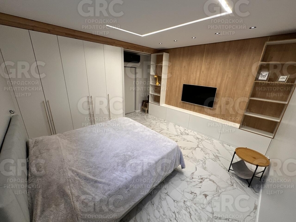 
   Продам дом, 300 м², Сочи

. Фото 9.