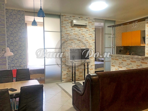 
   Продам 2-комнатную, 43 м², Суворова ул, 29

. Фото 8.