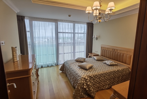 
  Продается 1-комн. квартира, 76 м², Революции пр-кт, д. 3
. Фото 6.