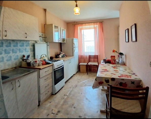 
  Продается 1-комн. квартира, 43 м², Ленина ул, д. 175
. Фото 4.