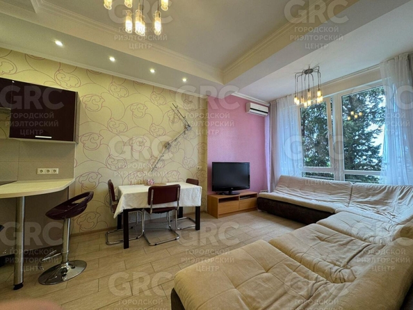 
  Продается 3-комн. квартира, 82.6 м², Дмитриевой ул, д. 5
. Фото 1.