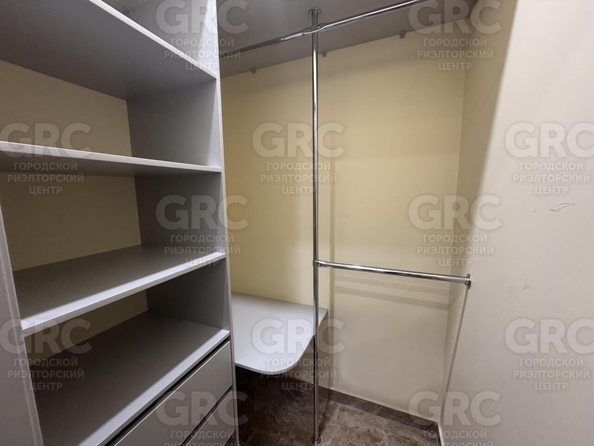 
  Продается 2-комн. квартира, 58 м², Санаторная ул, д. 23а
. Фото 13.