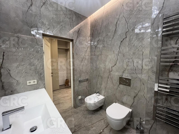 
  Продается 2-комн. квартира, 63 м², Парковая ул, д. 5
. Фото 9.
