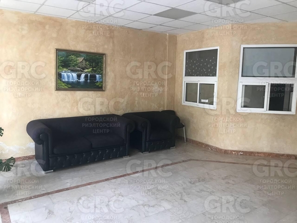 
  Продается 2-комн. квартира, 50 м², Волжская ул, д. 36
. Фото 2.