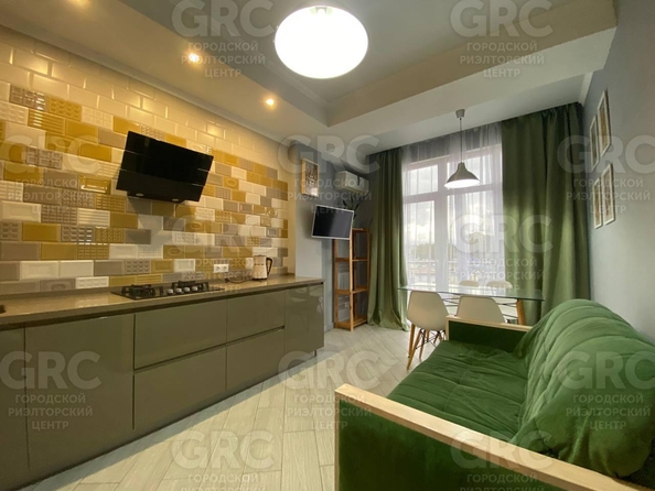 
  Продается 2-комн. квартира, 54 м², Водораздельная ул, д. 2
. Фото 3.