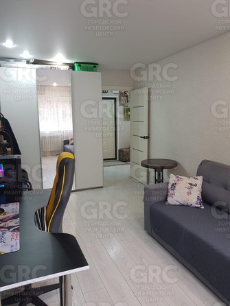 
  Продается 2-комн. квартира, 37 м², Тепличная ул, д. 79
. Фото 4.