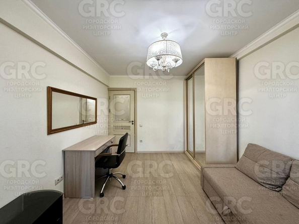 
  Продается 3-комн. квартира, 66.5 м², Донская ул, д. 37а
. Фото 3.
