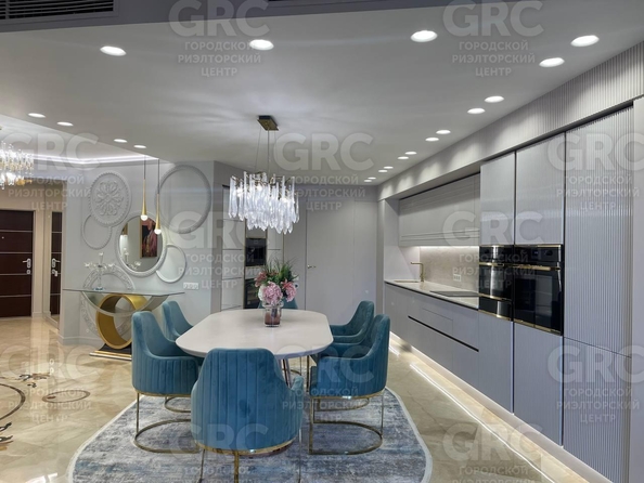 
  Продается 3-комн. квартира, 185 м², Морской пер, д. 1/1
. Фото 8.