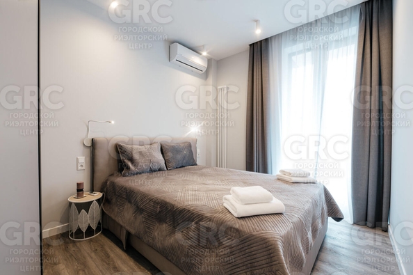 
  Продается апартамент, 35 м², Конституции СССР ул, д. 18
. Фото 7.