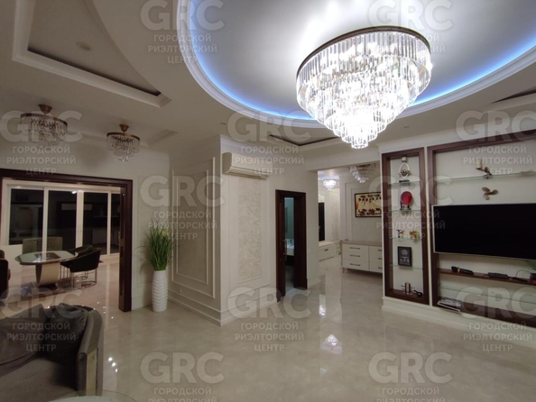 
  Продается 3-комн. квартира, 230 м², Нагорная ул, д. 11
. Фото 3.