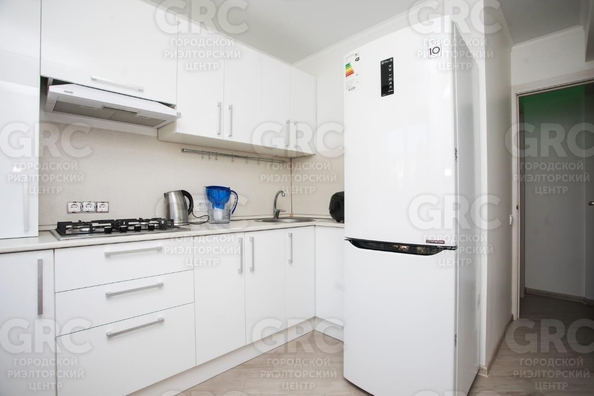 
   Продам 2-комнатную, 45 м², Новоселов ул, 11

. Фото 1.