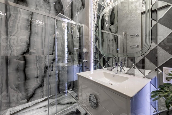 
  Продается 4-комнатный апартамент, 170.5 м², Добрых надежд (Адлерский р-н) ул, д. 42
. Фото 11.