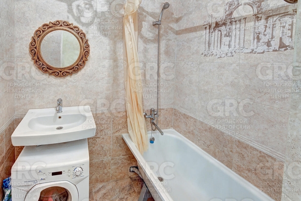 
  Продается 2-комн. квартира, 45 м², Лысая гора ул, д. 36/2
. Фото 8.