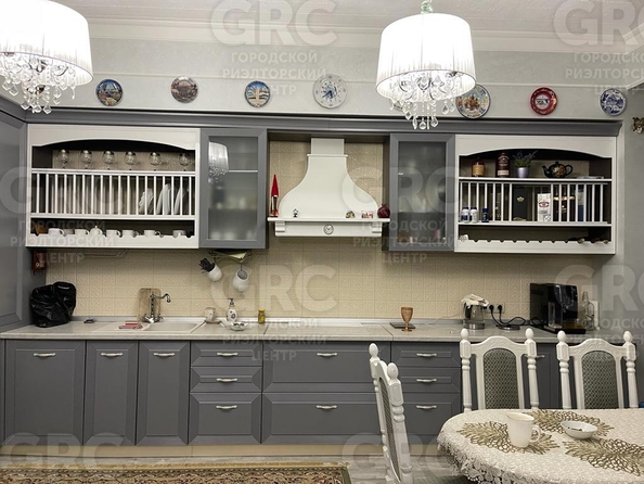 
  Продается 2-комн. квартира, 108 м², Анапская ул, д. 3/12
. Фото 2.