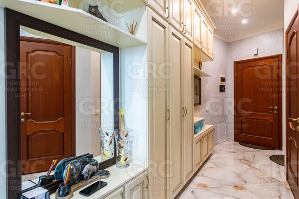 
  Продается 2-комн. квартира, 72 м², Грибоедова ул, д. 12а
. Фото 10.