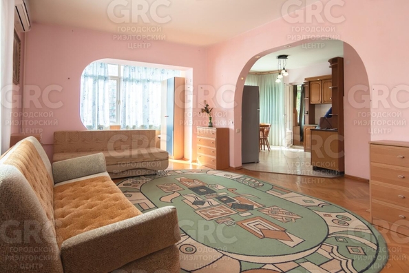 
  Продается 2-комн. квартира, 70 м², Бамбуковая ул, д. 32
. Фото 1.