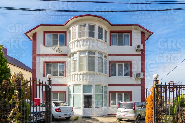 
  Продается дом, 410 м², Сочи
. Фото 1.