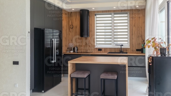 
  Продается дом, 200 м², Сочи
. Фото 8.