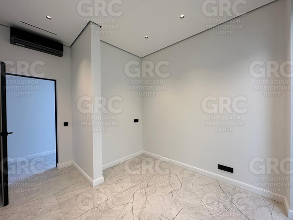 
   Продам дом, 220 м², Сочи

. Фото 13.
